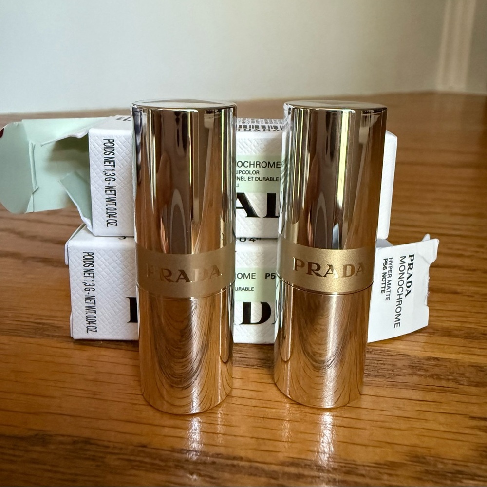 Prada Mini Lipsticks MONOCHROME HYPER MATTE P56 NOTTE, Quantity: 2 - Picture 3 of 8
